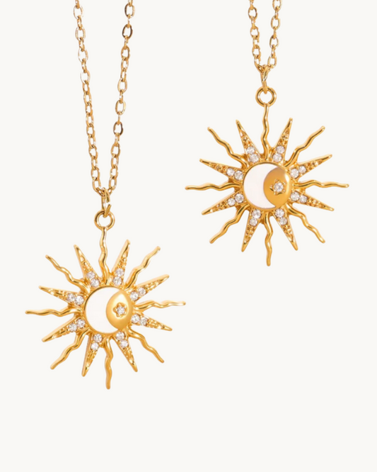 Collier en acier inoxydable serti de zirconium Soleil Fleuri – L’éclat de l'optimisme - Bijou Mon Amour